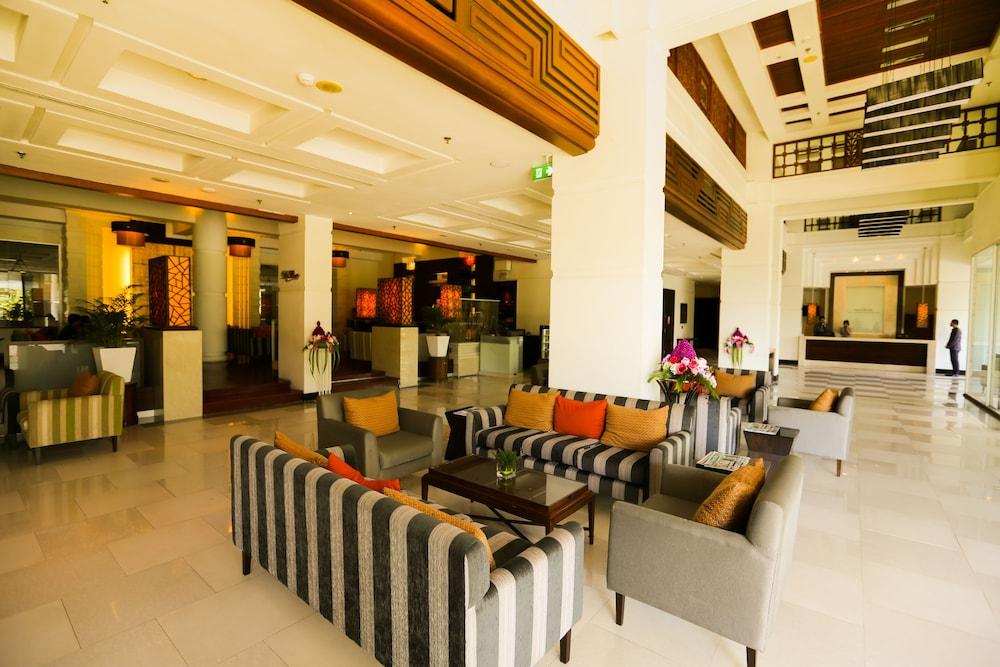 The Imperial Hotel & Convention Centre Korat Nakhonratchasima Exterior photo